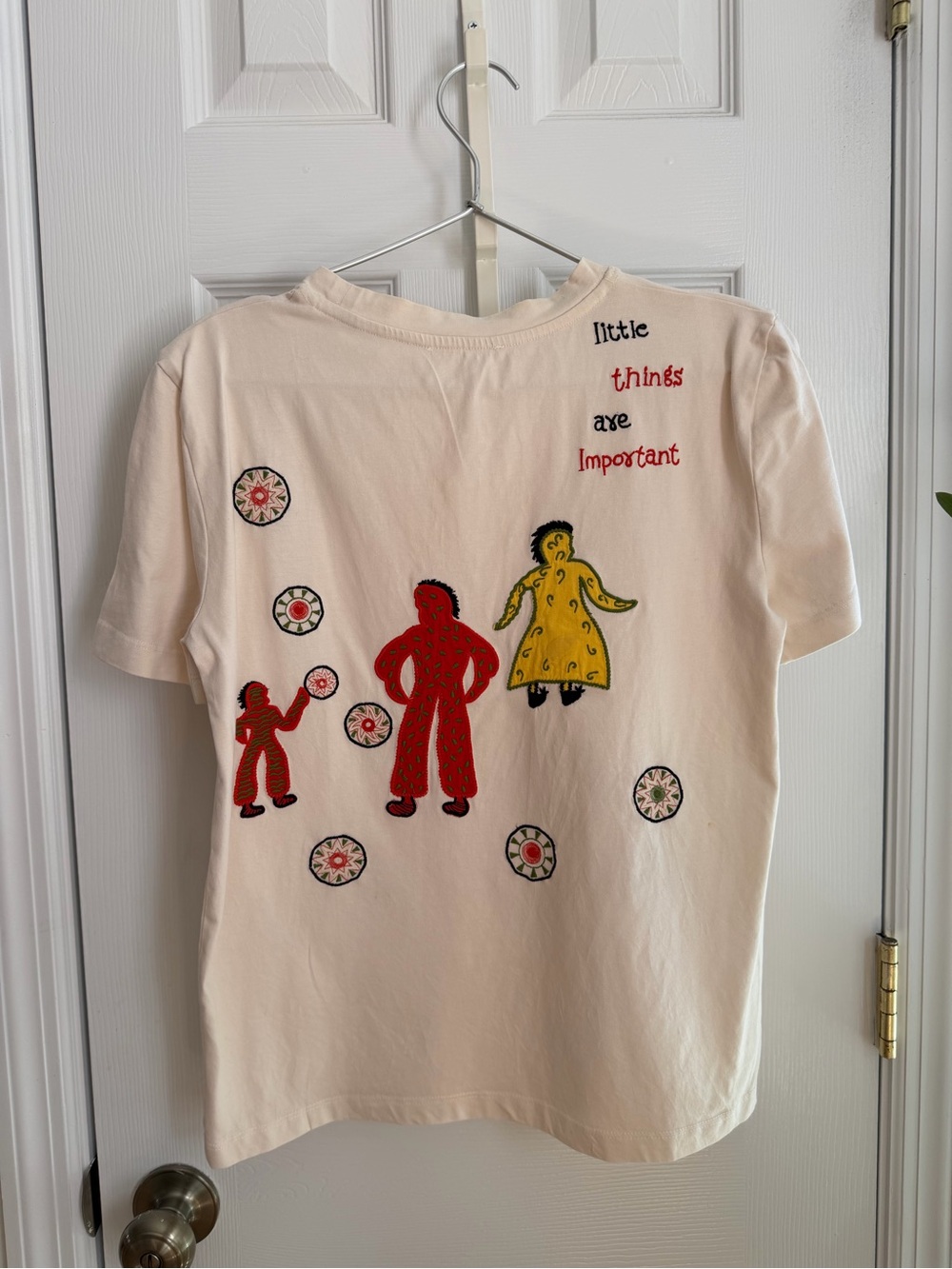 Zara  Limited Edition Embroidered Tee Size Small